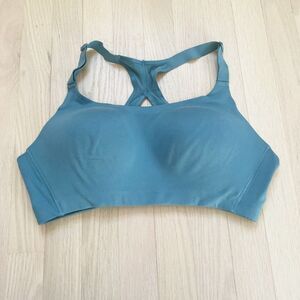 BUY 1 GET 1 FREE teal 38c incredible by Victoria’s Secret sports bra on point